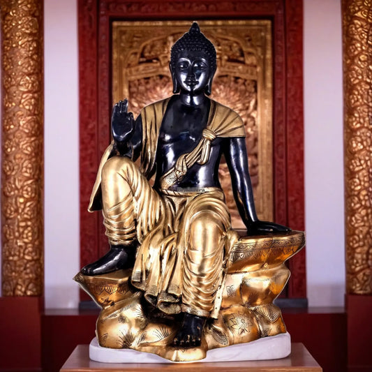 Brass Blessing Buddha For Home Decor Weight 45 kg & Height 30 Inch