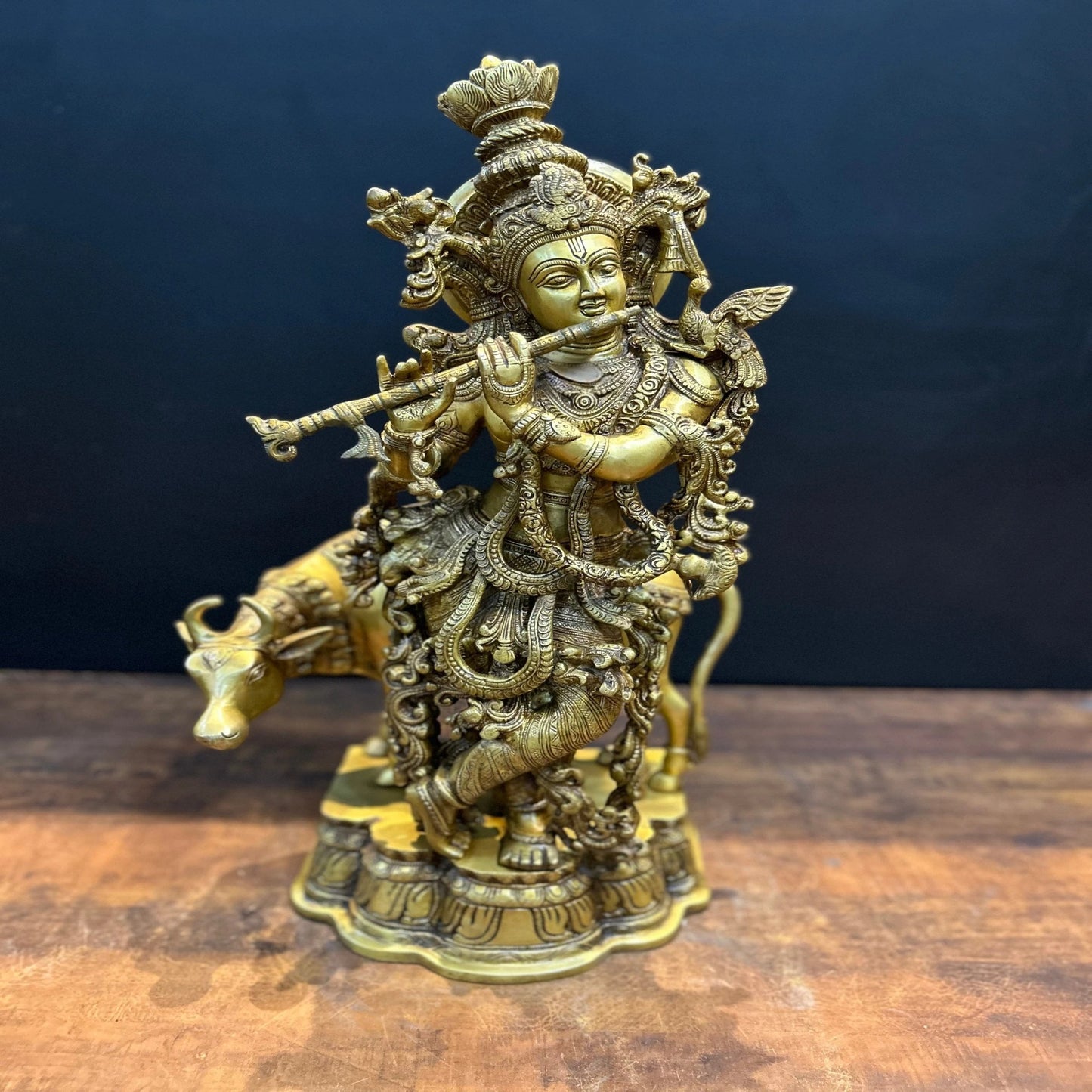 Brass Classic Cow & Krishna Weight 22 Kg And Height 26 Inch