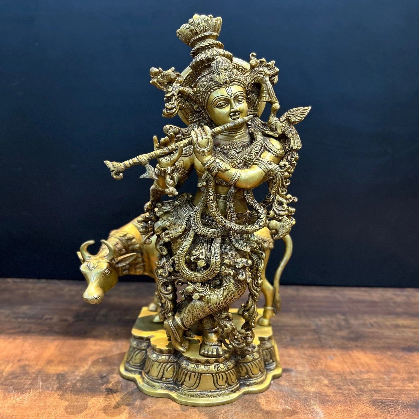 Brass Classic Cow & Krishna Weight 22 Kg And Height 26 Inch