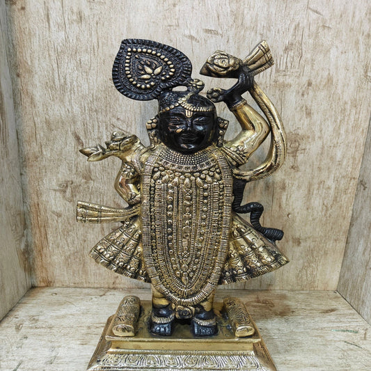 Brass Dancing Krishna Weight 8.5 Kg And Height 17 Inch