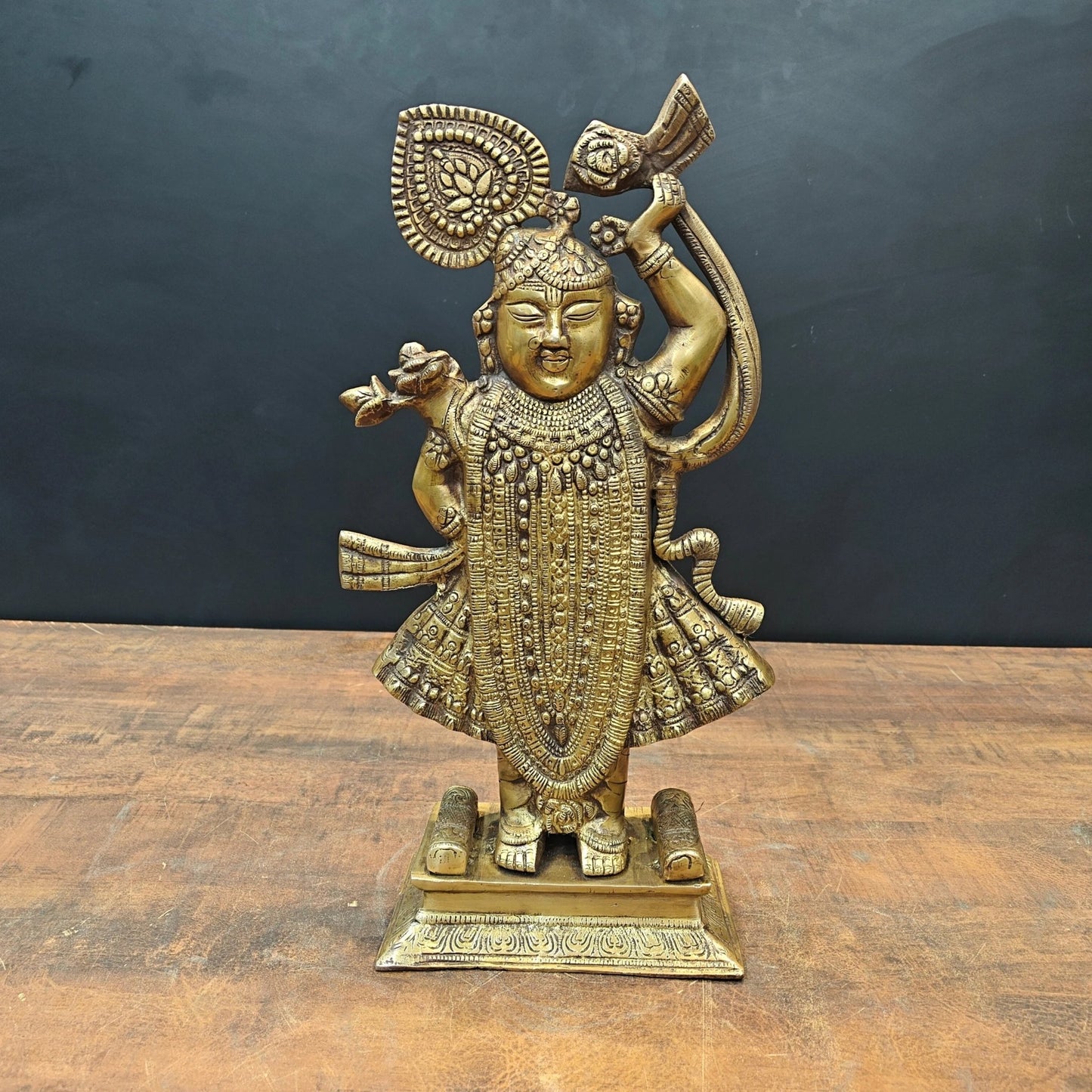 Brass Classic Standing Krishna Weight 8 Kg And Height 17 Inch