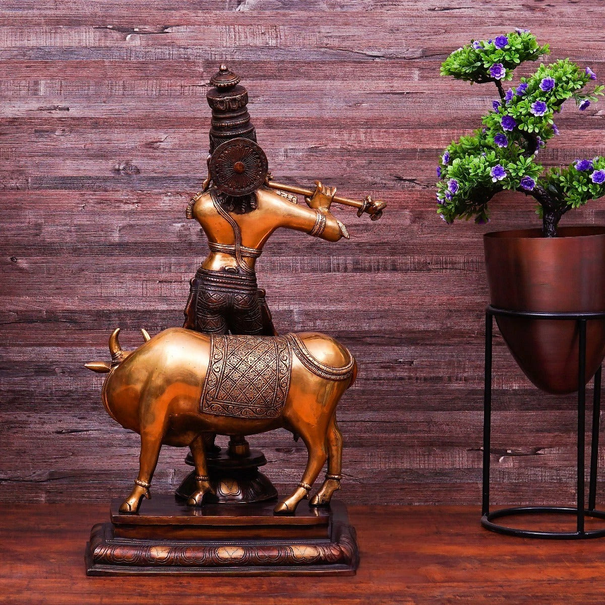 Brass Cow & Krishna Playing Flute Weight 26 Kg And Height 26 Inch