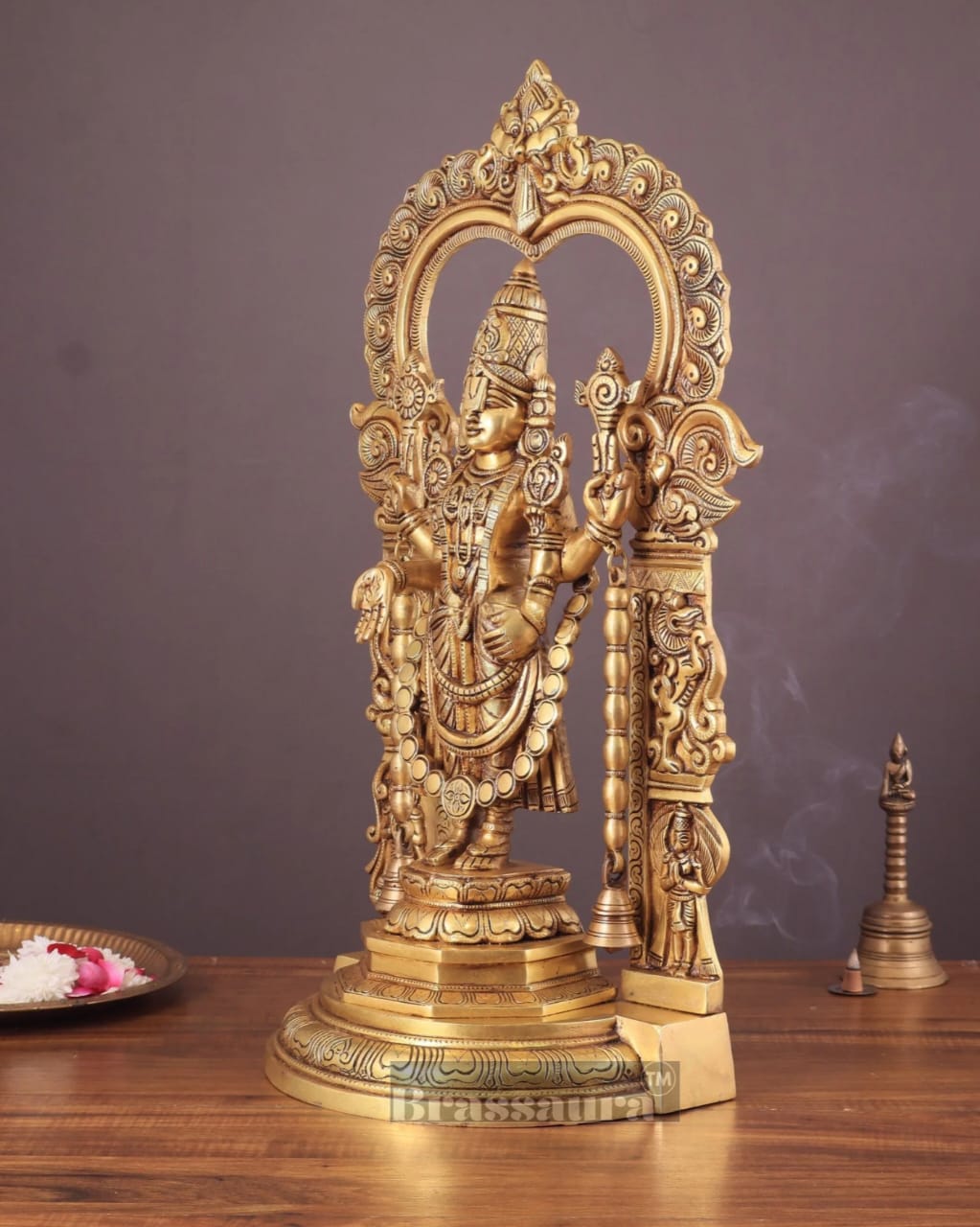Brassaura™ Brass Superfine Tirupati Balaji Idol with Hanuman & Garuda Engravings – Height 22 Inches, 15 Kg | Temple & Home Decor