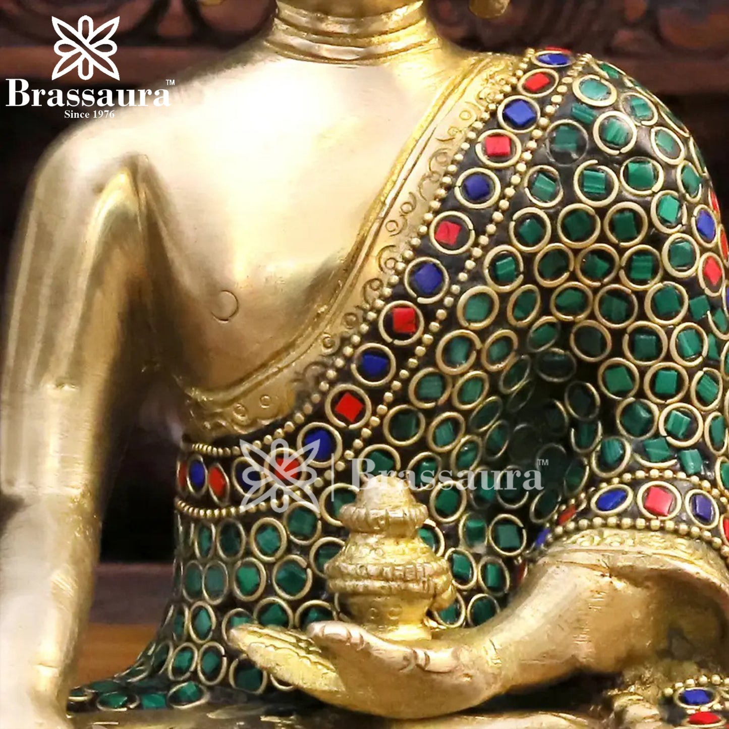 Brass Buddha For Home And Décor Weight 2.42 kg Height 8 Inch