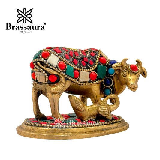 Brassaura™ Brass Gem Stone Work Kamdhenu Cow & Calf Idol – Height 2.4 Inches & Weight 0.4 Kgs | Home Temple & Spiritual Décor