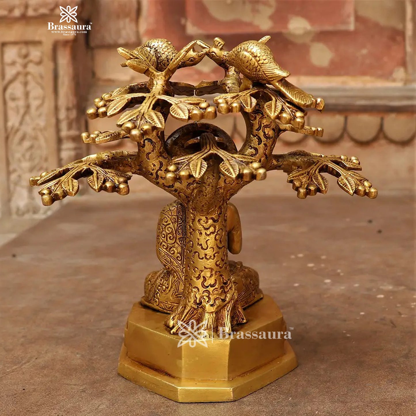 Brass Big Buddha statue for home and decor and gift Item weight 3.3 kg Height 9 inch