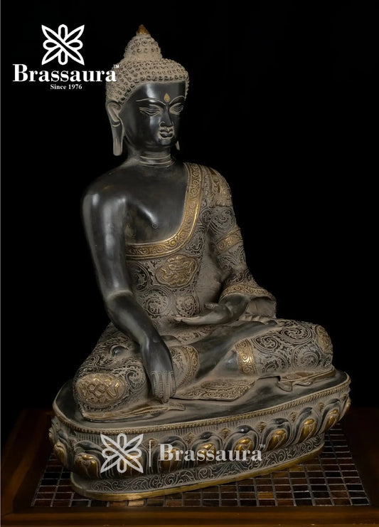 Brass Buddha For Home Décor And Gift Items Weight 21.6 Kg And Height 21.5 Inch