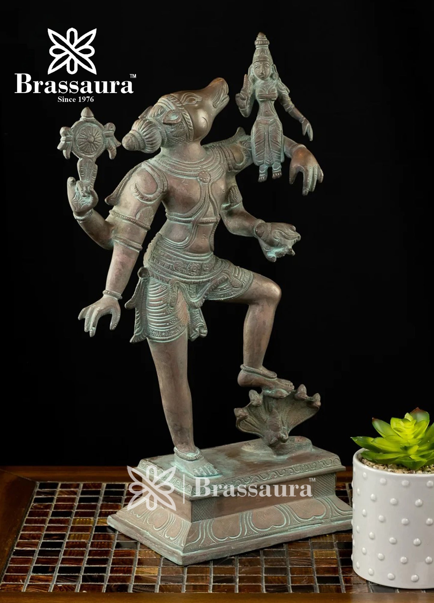 Brass Varah Statue Weight 7.2 Kg And Height 17.5 Inch