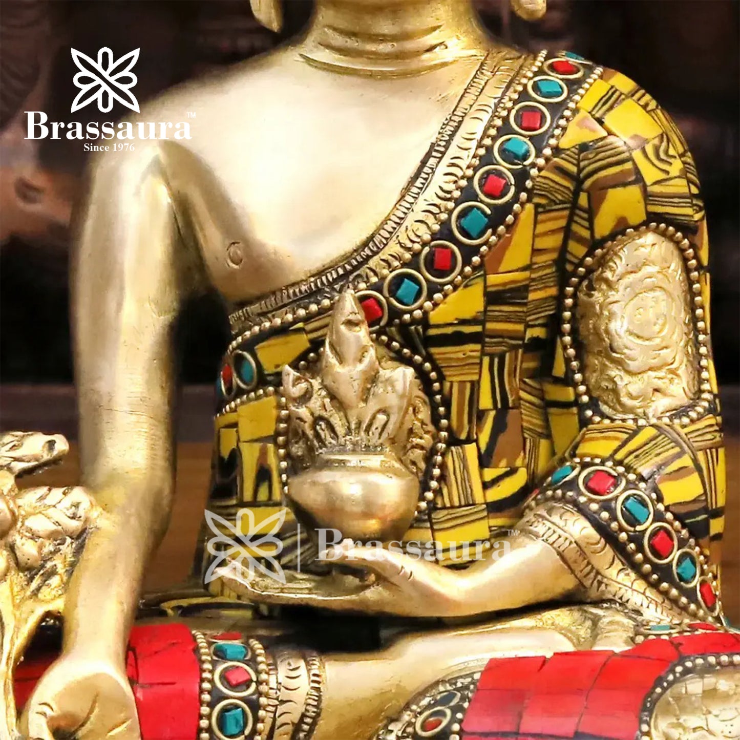 Brass Buddha For Home And Décor Weight 1.98 kg Height 8 Inch