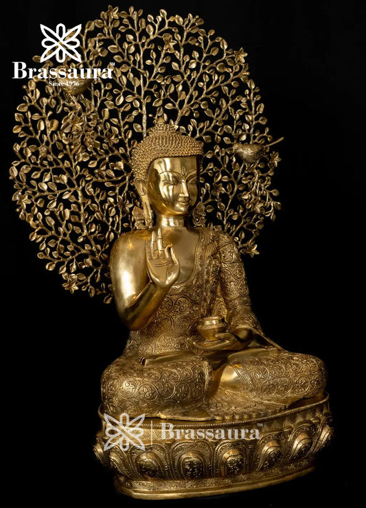 Brass Buddha For Home Décor And Gift Items Weight 28 Kg And Height 24.6 Inch