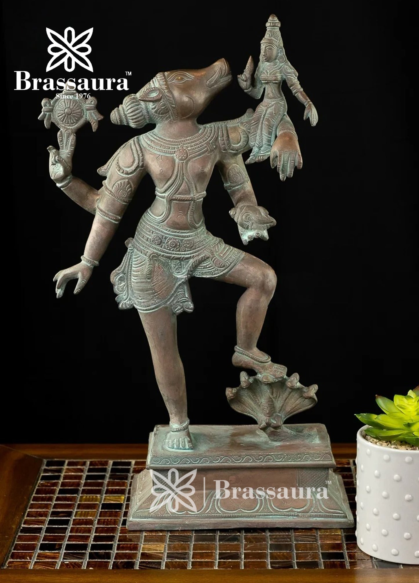 Brass Varah Statue Weight 7.2 Kg And Height 17.5 Inch
