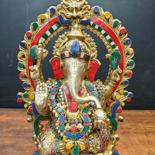 Brassaura® Handcrafted Brass Lord Ganesha Idol with Decorative Prabhavali Arch | Premium Ganpati Statue for Home Temple, Living Room & Office Décor | 18 Inches | 13 Kg