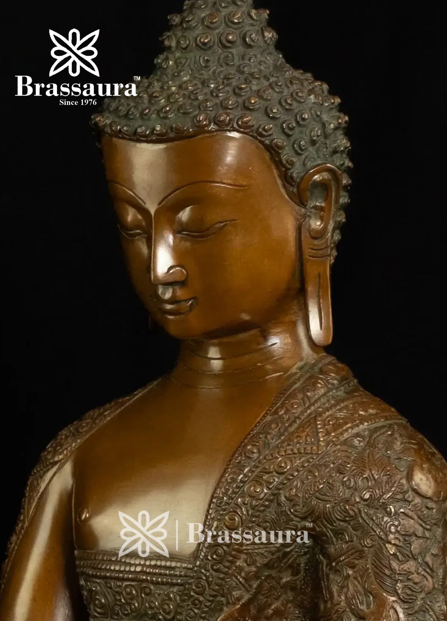 Brass Buddha For Home Décor And Gift Items Weight 11.4 Kg And Height 16 Inch