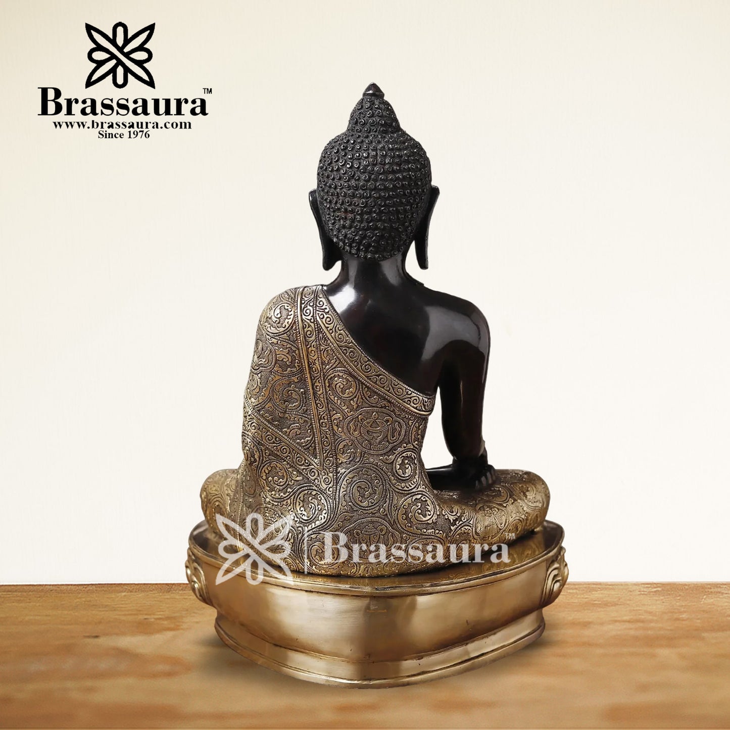 Brass Buddha For Home And Décor Weight 23.6 kg Height 22 Inch