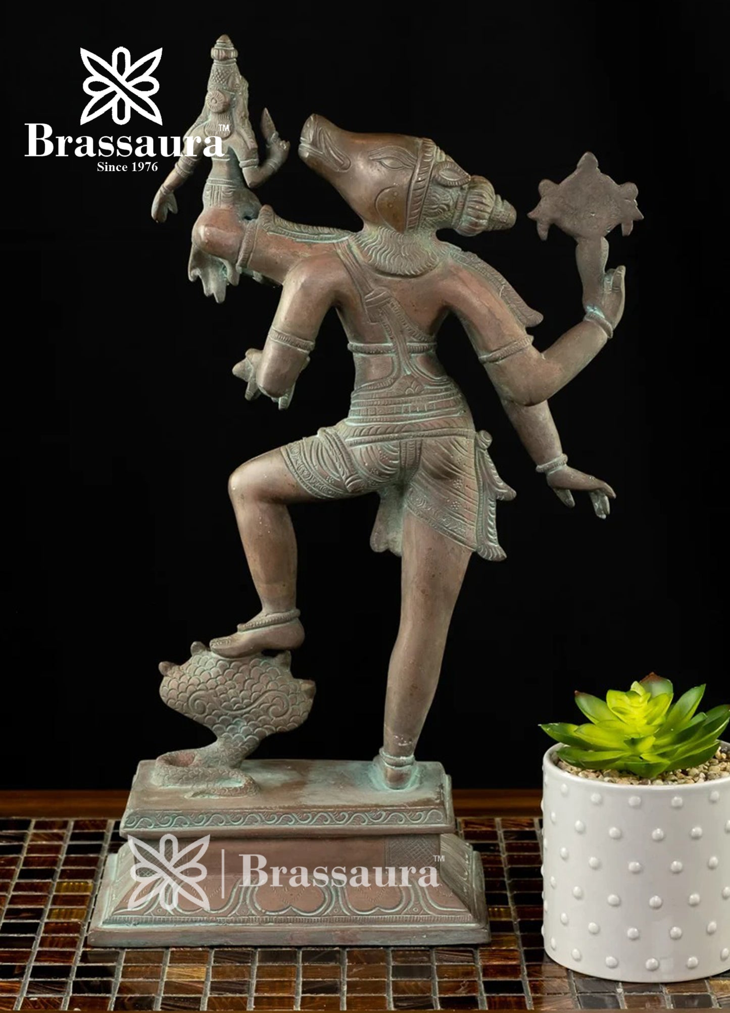 Brass Varah Statue Weight 7.2 Kg And Height 17.5 Inch