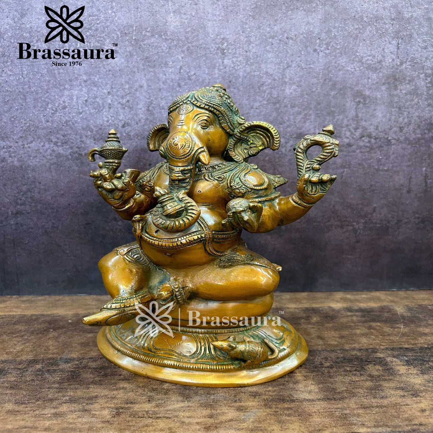 Brass Ganesha Statue For Home Decor And Gift Items Weight 4.3 Kg And Height 9.5 Inches