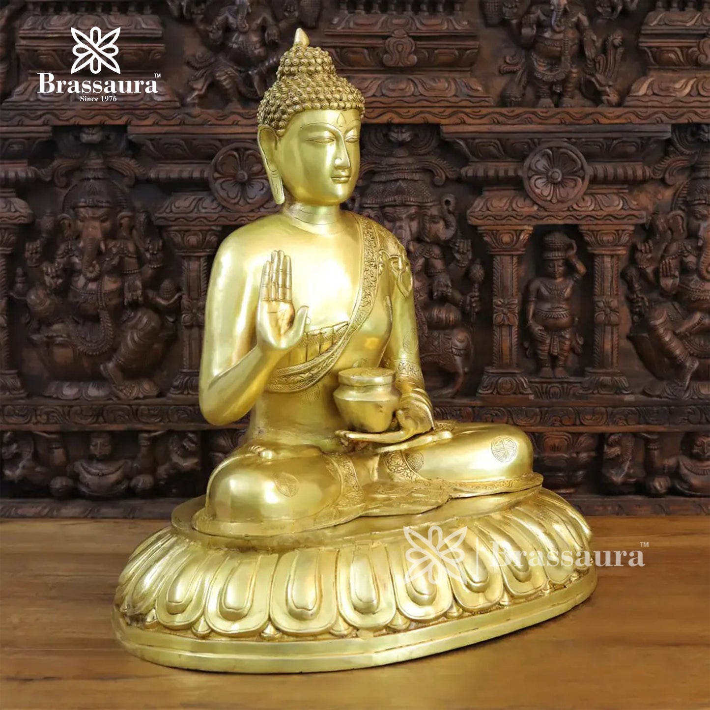Brass Buddha For Home And Décor Weight 32.66 kg Height 30 Inch