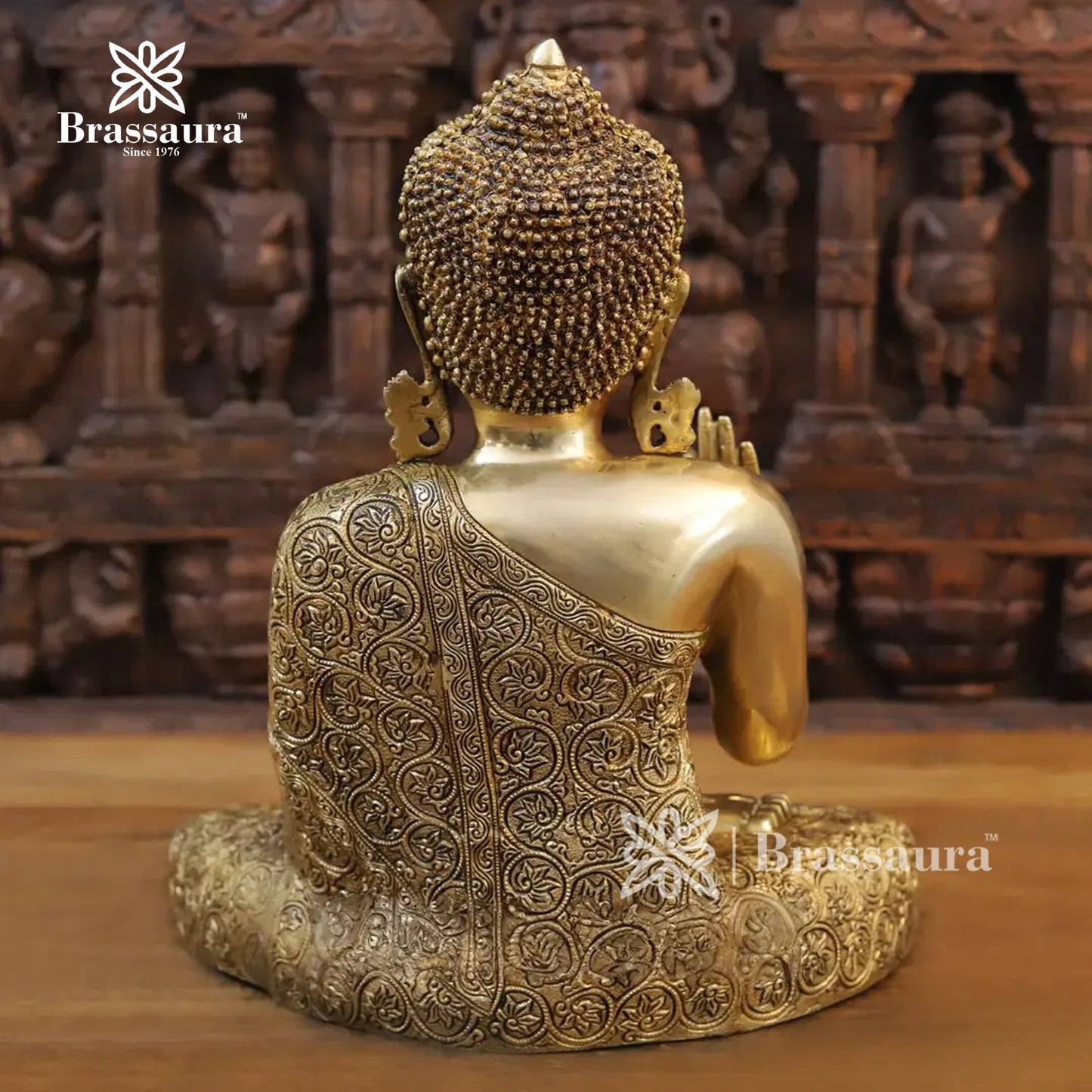 Brass Buddha For Home Décor And Gift Items Weight 14.48 Kg And Height 17 Inch