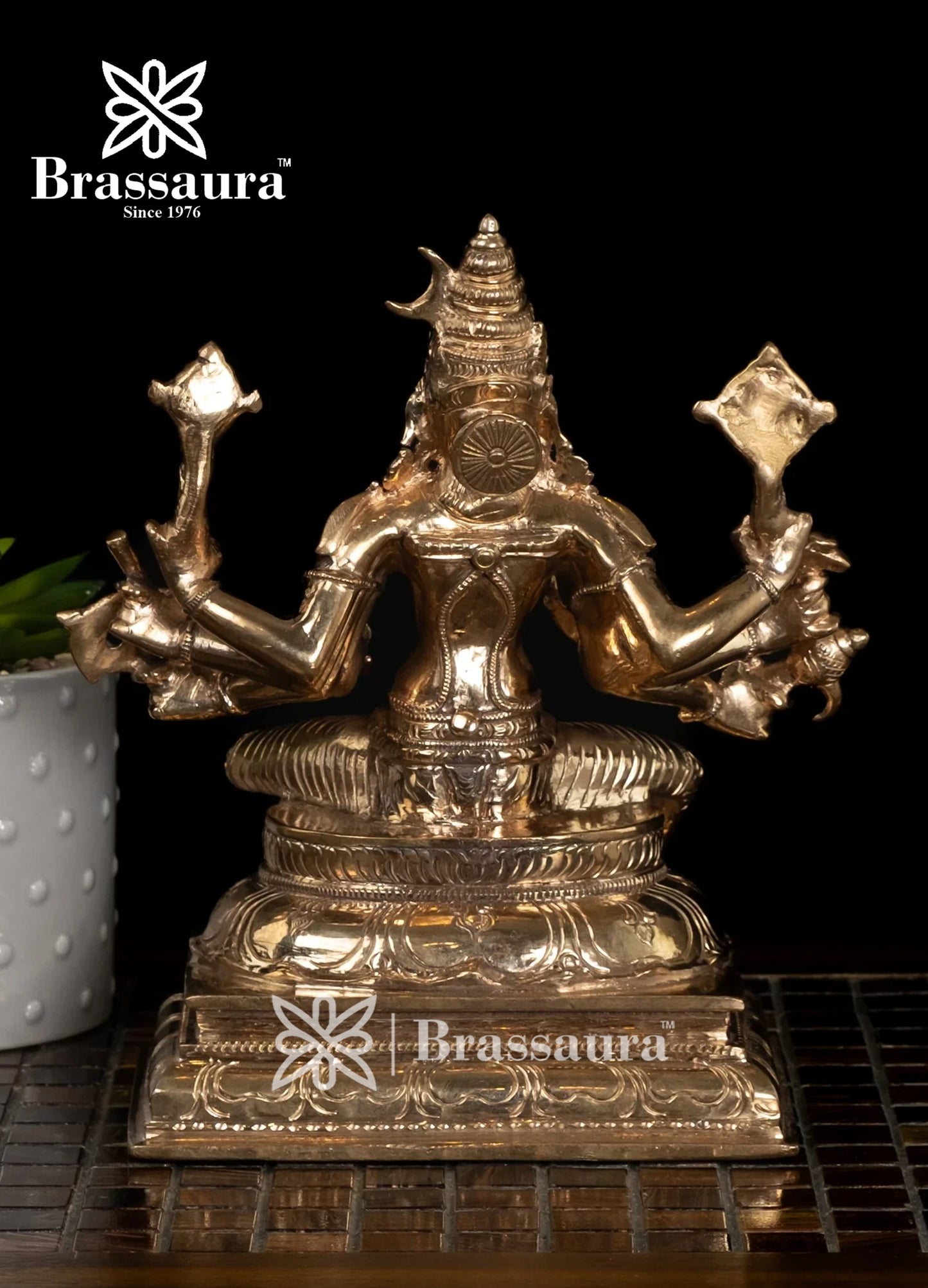 Bronze Varah Statue Weight 4.6 Kg And Height 9.25 Inch