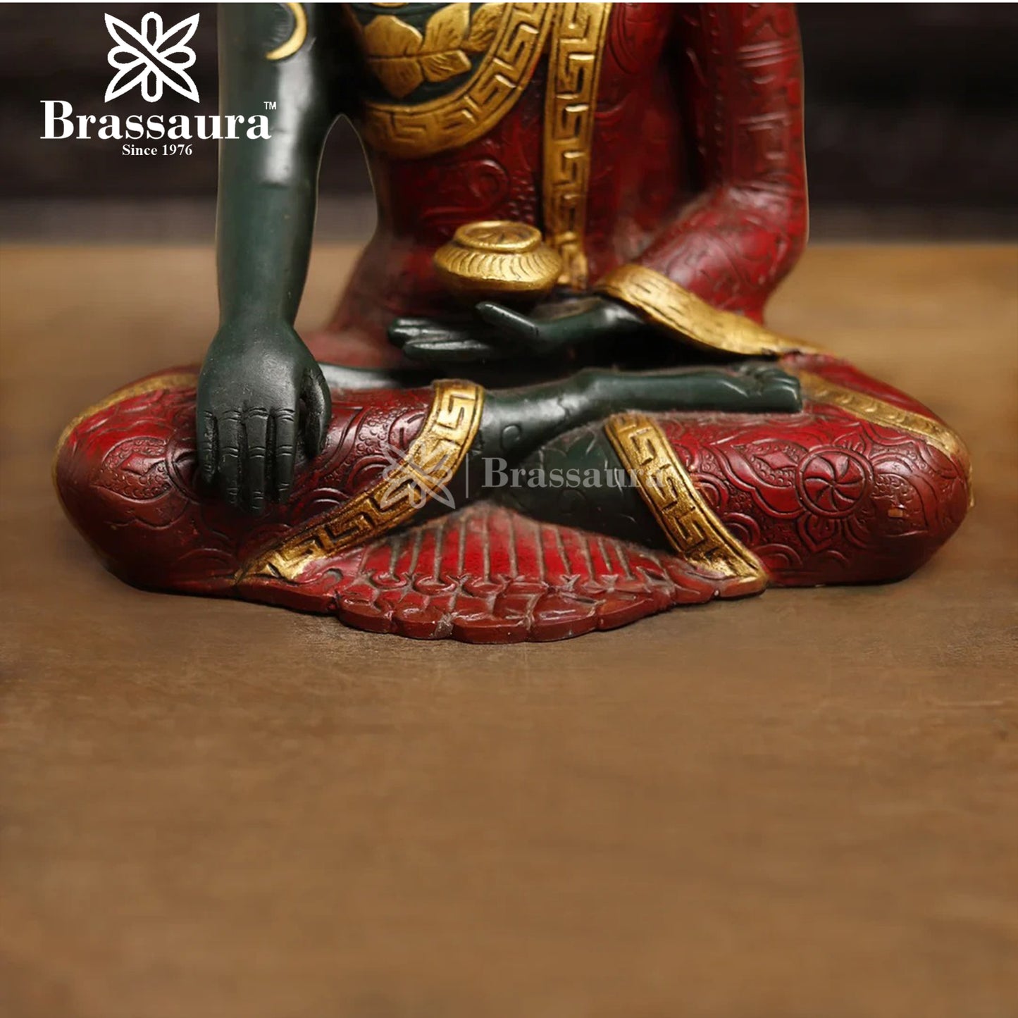 Brass Buddha For Home And Décor Weight 5.6 kg Height 12 Inch