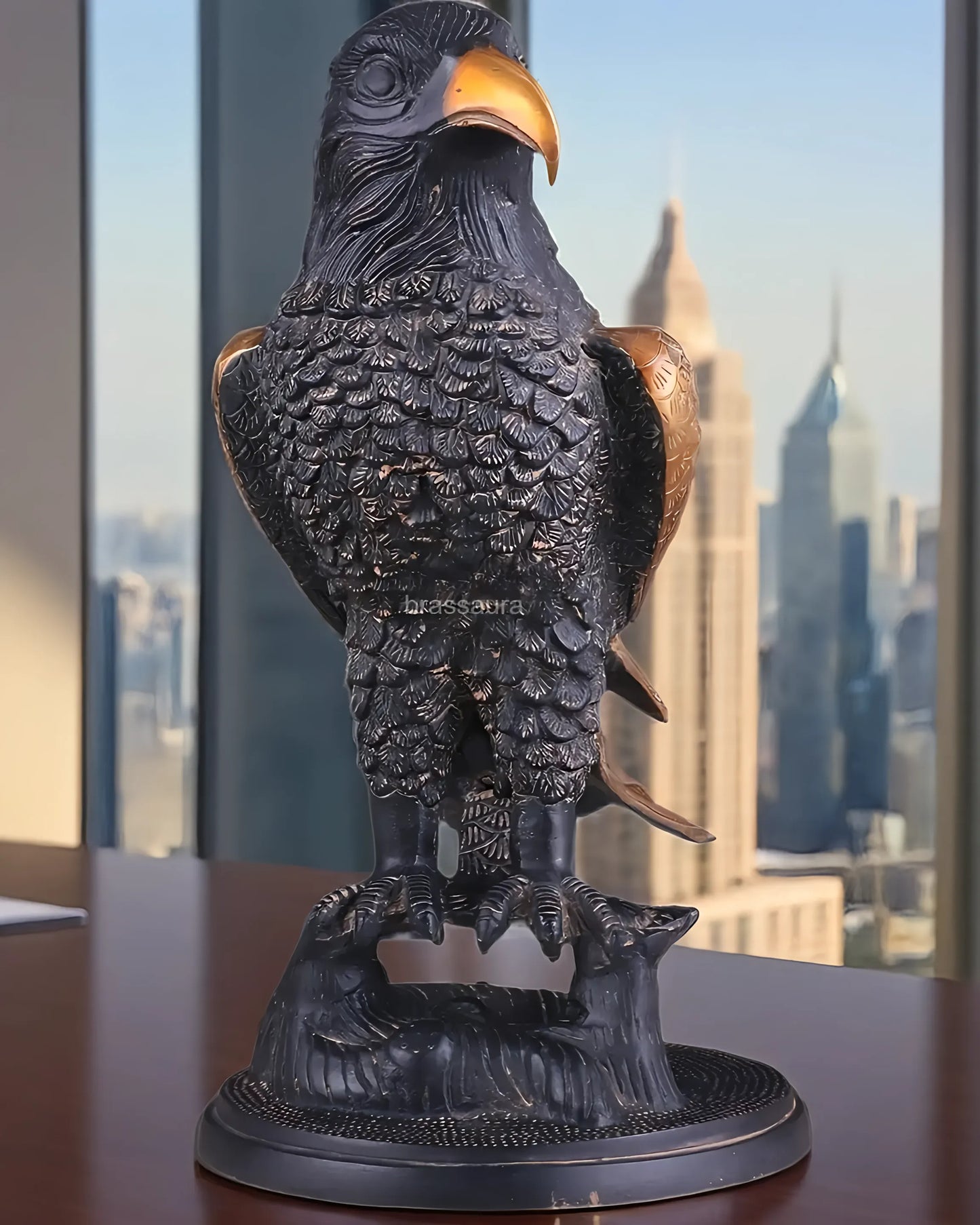 Brassaura™ Pure Brass Eagle Statue – Height 13 in, Weight 6.55 kg – Antique Tone