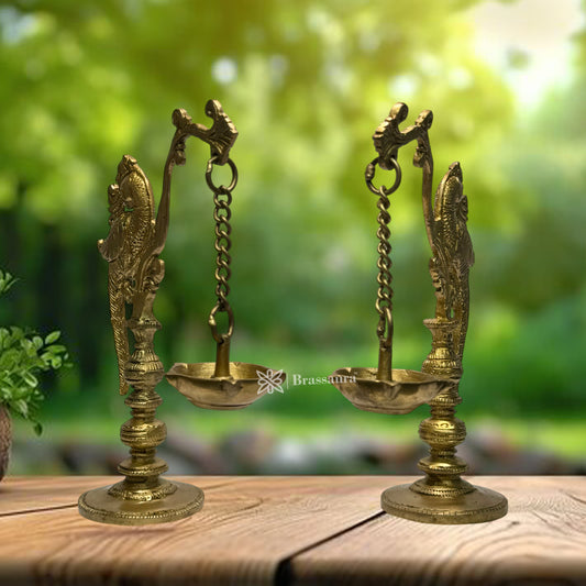 Brass Diya Set for Home and Decor Weight 1.16 Kg Height 7 inch