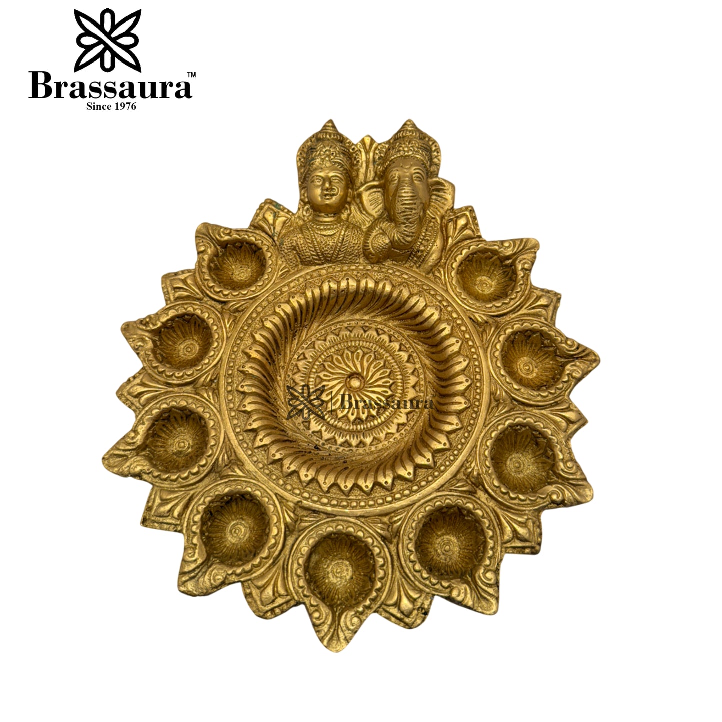 Brass 10 Wick Lakshmi Ganesha Diya Weight 2.7 Kg & Height 4 Inch