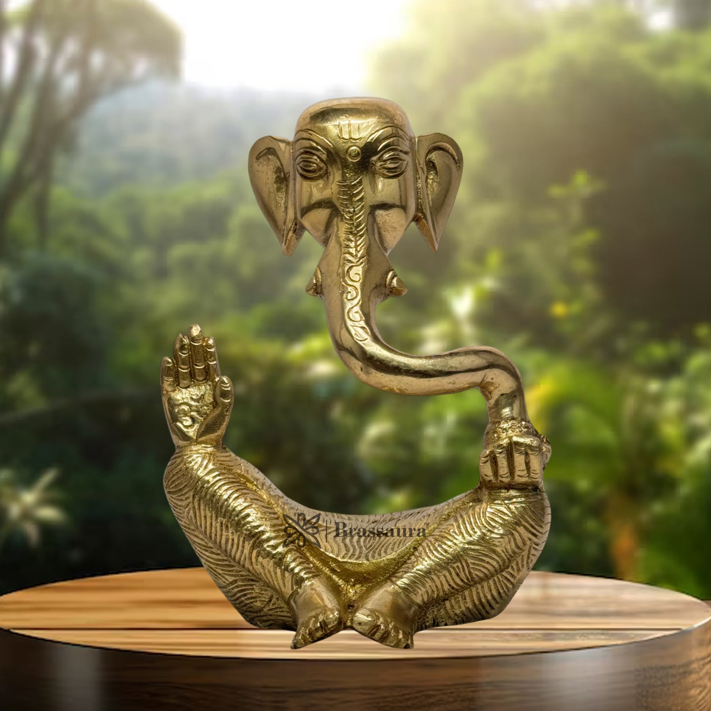 BrassAura Brass Ganesh Bhagwan Statue for Pooja 1.28 Kg Decorative Showpiece - 14.5 cm (Brass, Gold)