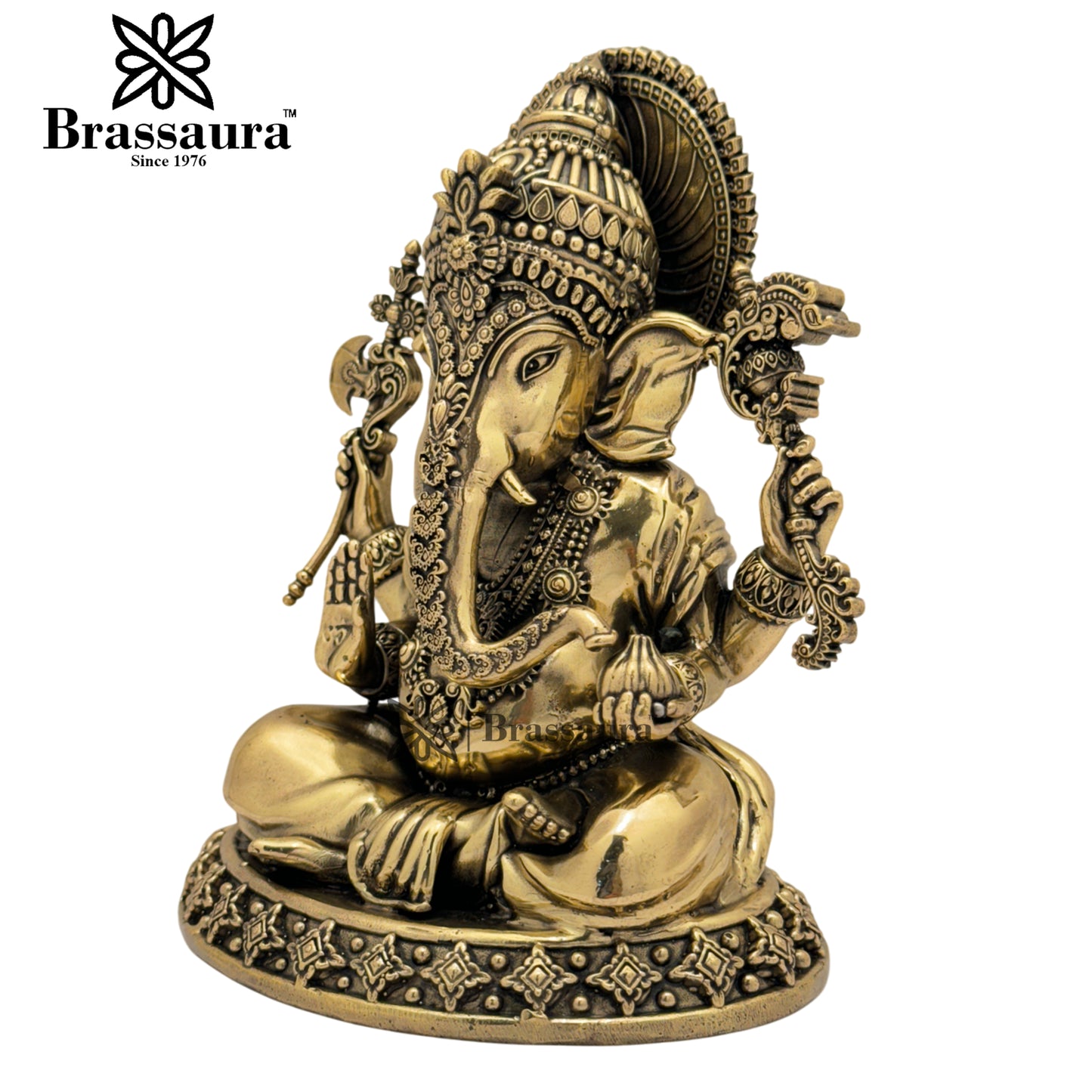 Brass Super Fine Ganesh Weight 0.95 Kg & Height 7 Inch