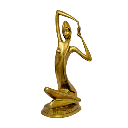 Brass Lady Statue for Home and Decor Weight 2.2 Kg Height 30 cm