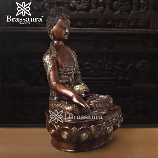 Brass Buddha For Home And Décor Weight 52 kg Height 34 Inch