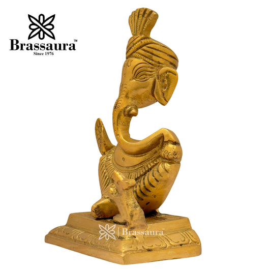 Brassaura™ Brass Modern Ganesha Idol for Home and Decor | Weight 1.1 Kgs | Height 5.91 Inches