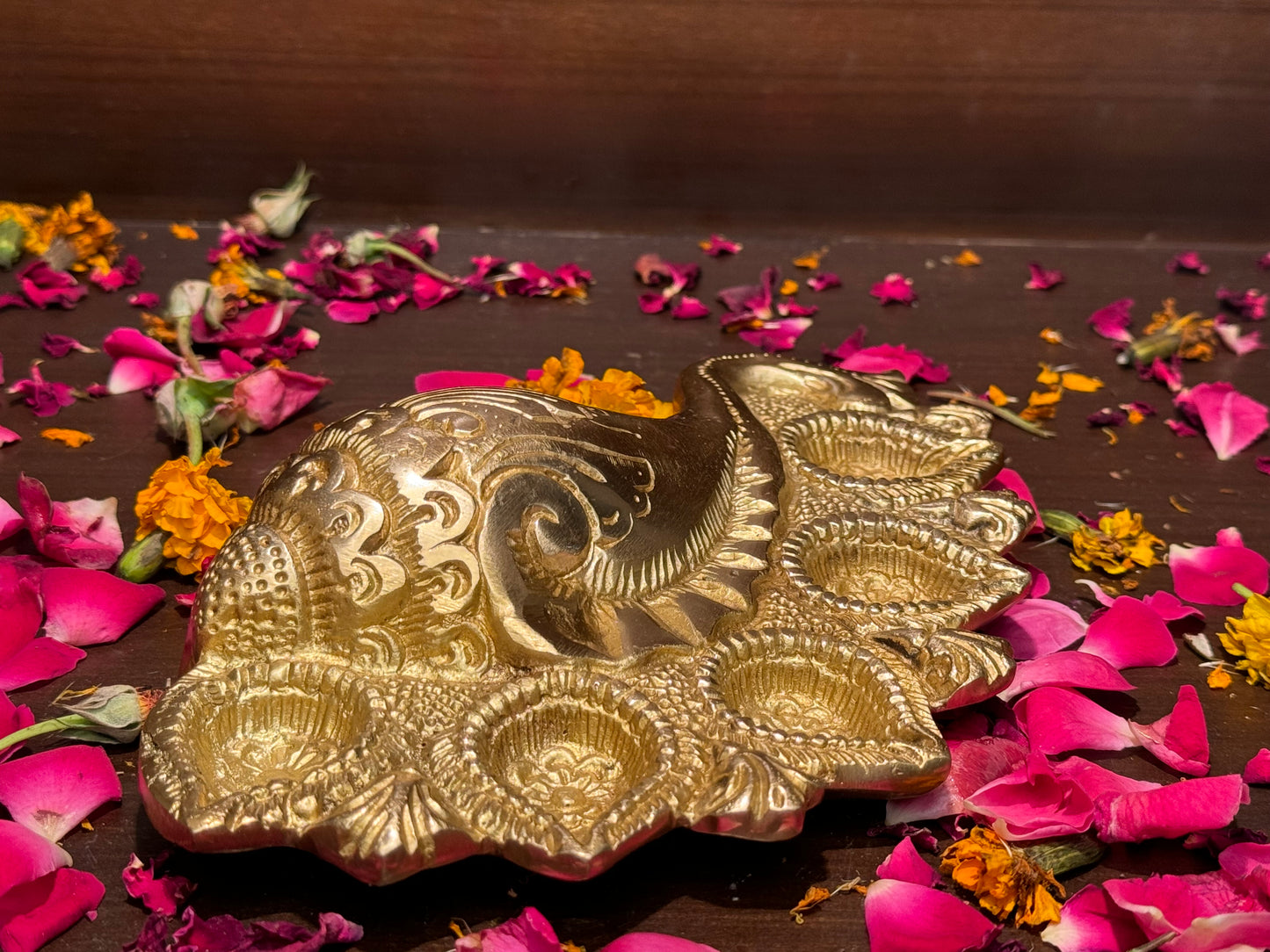 Brass Vishnu Diya Shank for Home and Decor Weight .8 Height 7 cm