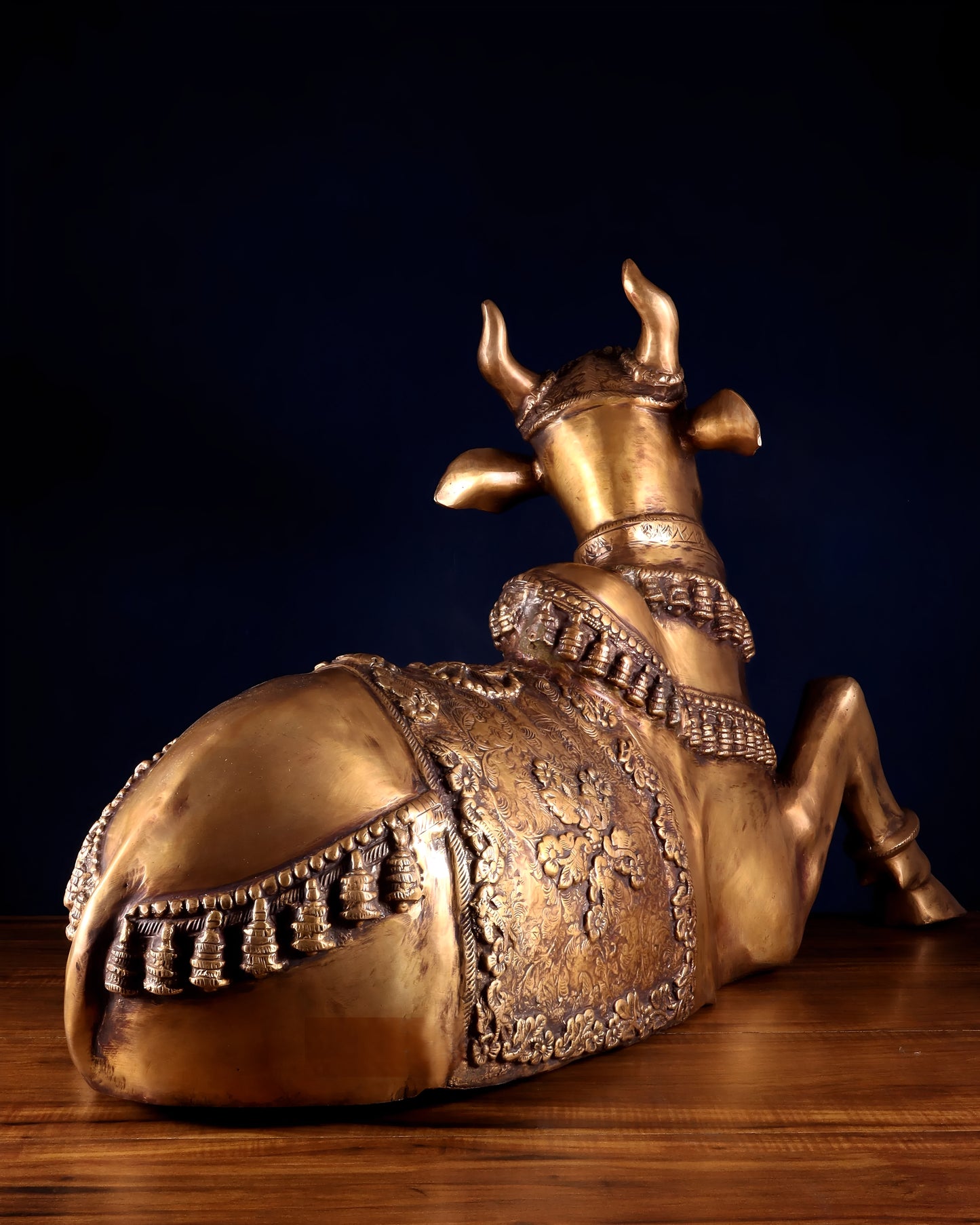 Brassaura™ Antique Large Brass Nandi Sculpture – Height 21.5" & Weight 30 Kgs | Traditional Décor