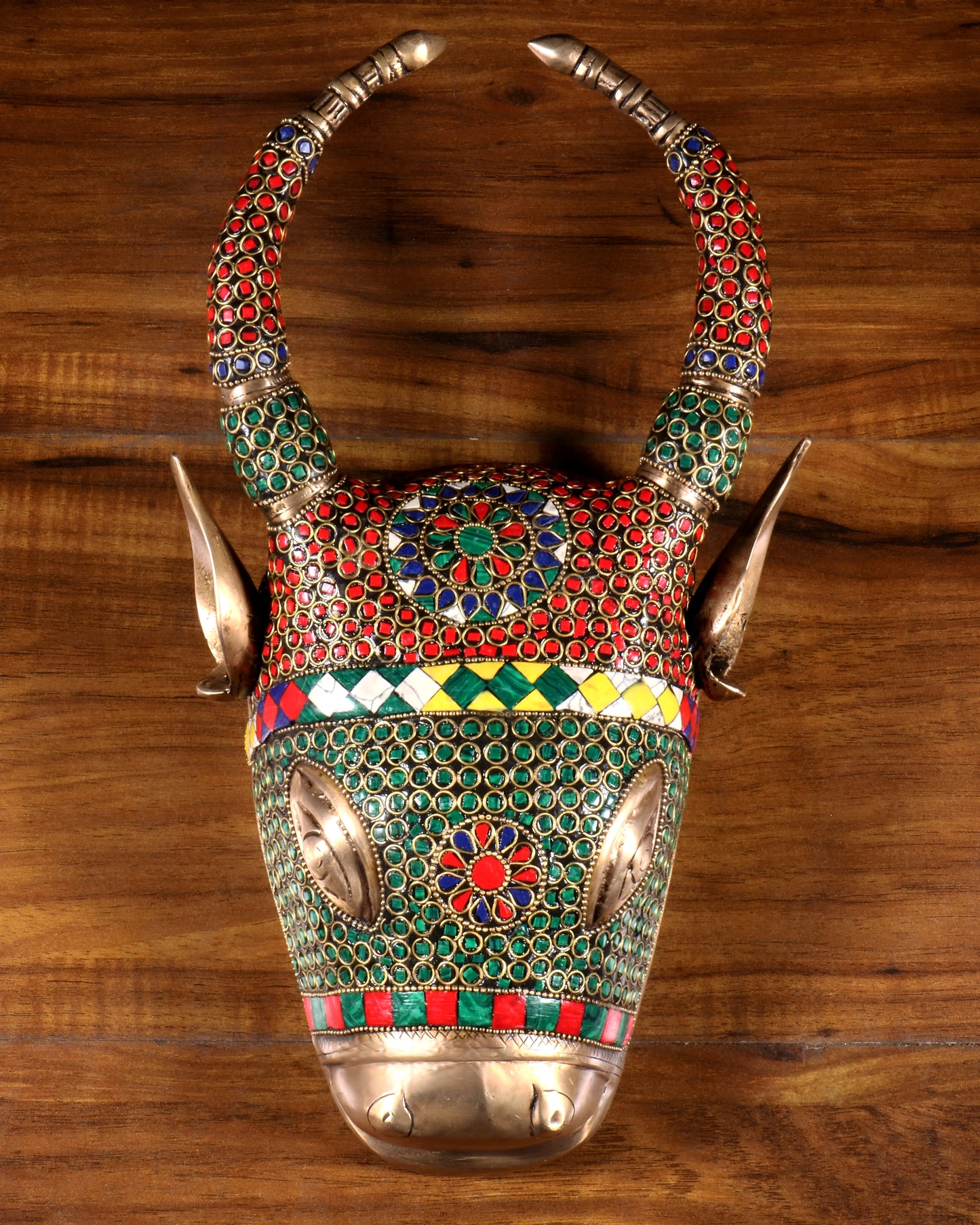 Brassaura™ Brass Cow Head Wall Hanging with Stonework | Handcrafted Decorative Wall Art | Weight 3 Kgs | Height 12.2 Inches