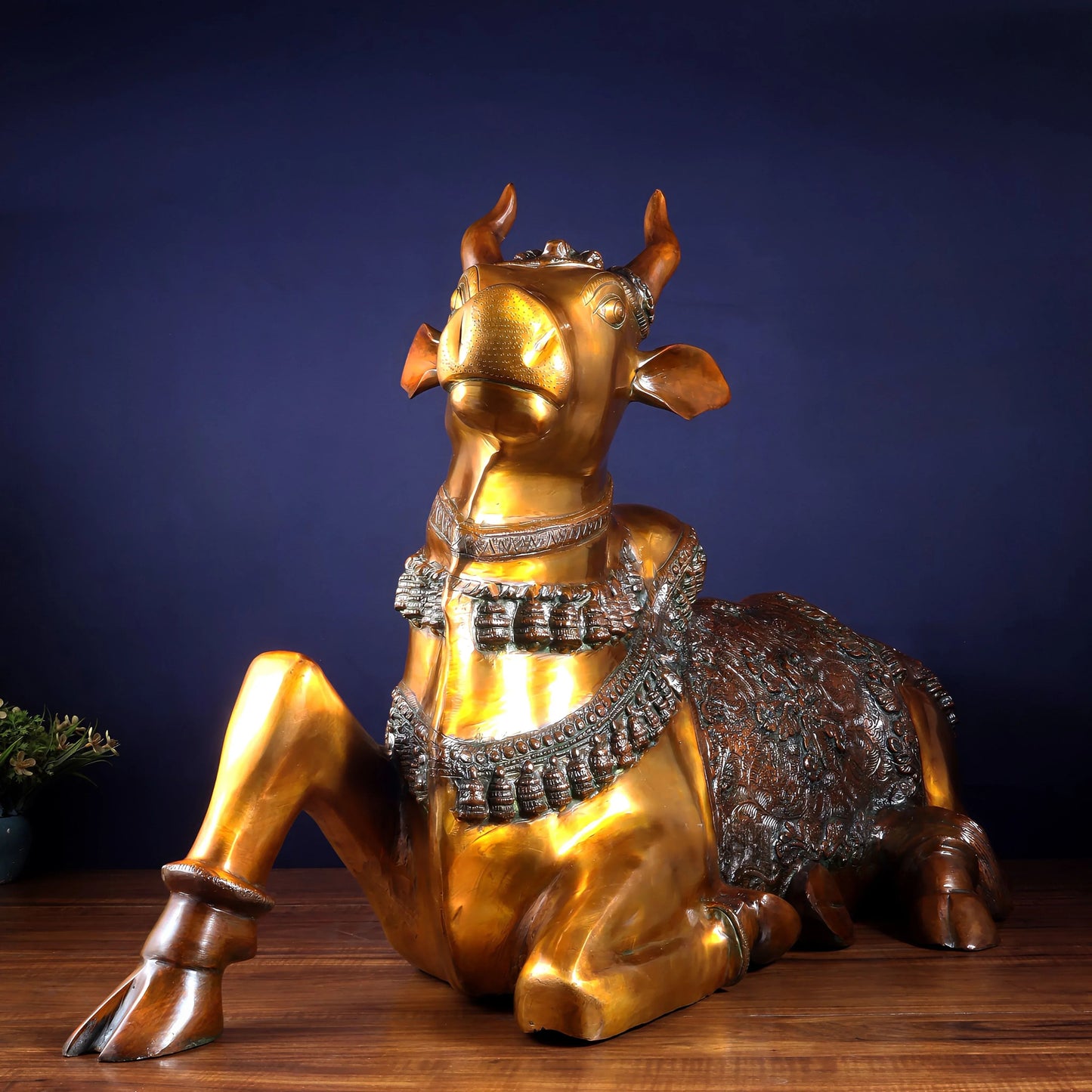 Brassaura™ Brass Antique Large Nandi Sculpture with Gold & Copper Tone | Handcrafted Traditional Décor | Weight 30 Kgs | Height 21.5 Inches