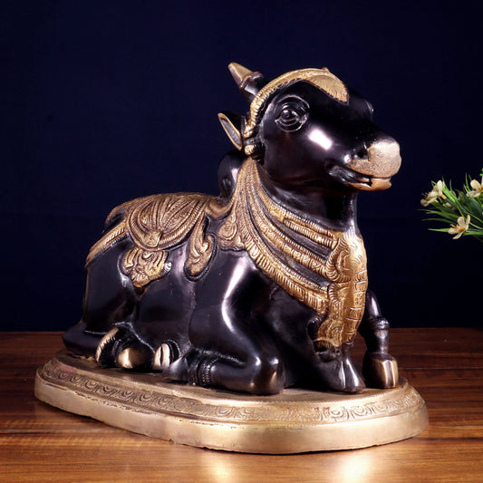 Brassaura® Pure Brass Nandi Idol with Heat-Treated Black Finish | Handcrafted South Indian Temple Art | Weight 7 Kgs | Height 9.5 Inches