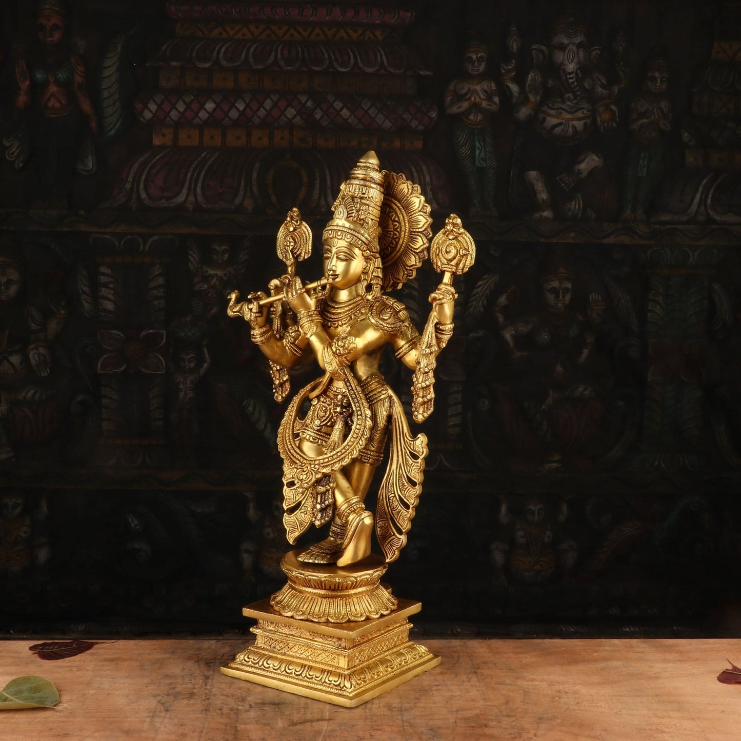 Brass Classic Krishna Weight 9.6 Kg And Height 20 Inch