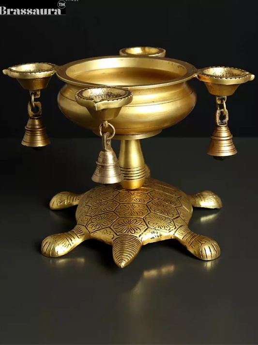 Brassaura™ Handcrafted Brass Urli Bowl – Height 7.5 Inches & Weight 3.65 Kgs | Traditional Home Décor