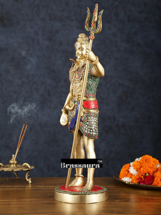 ब्रासौउरा™ पीतल का रत्न जड़ित काम करती हुई शिव की खड़ी प्रतिमा - ऊंचाई 18 इंच और वजन 6 किलोग्राम | आध्यात्मिक मंदिर प्रतिमा
