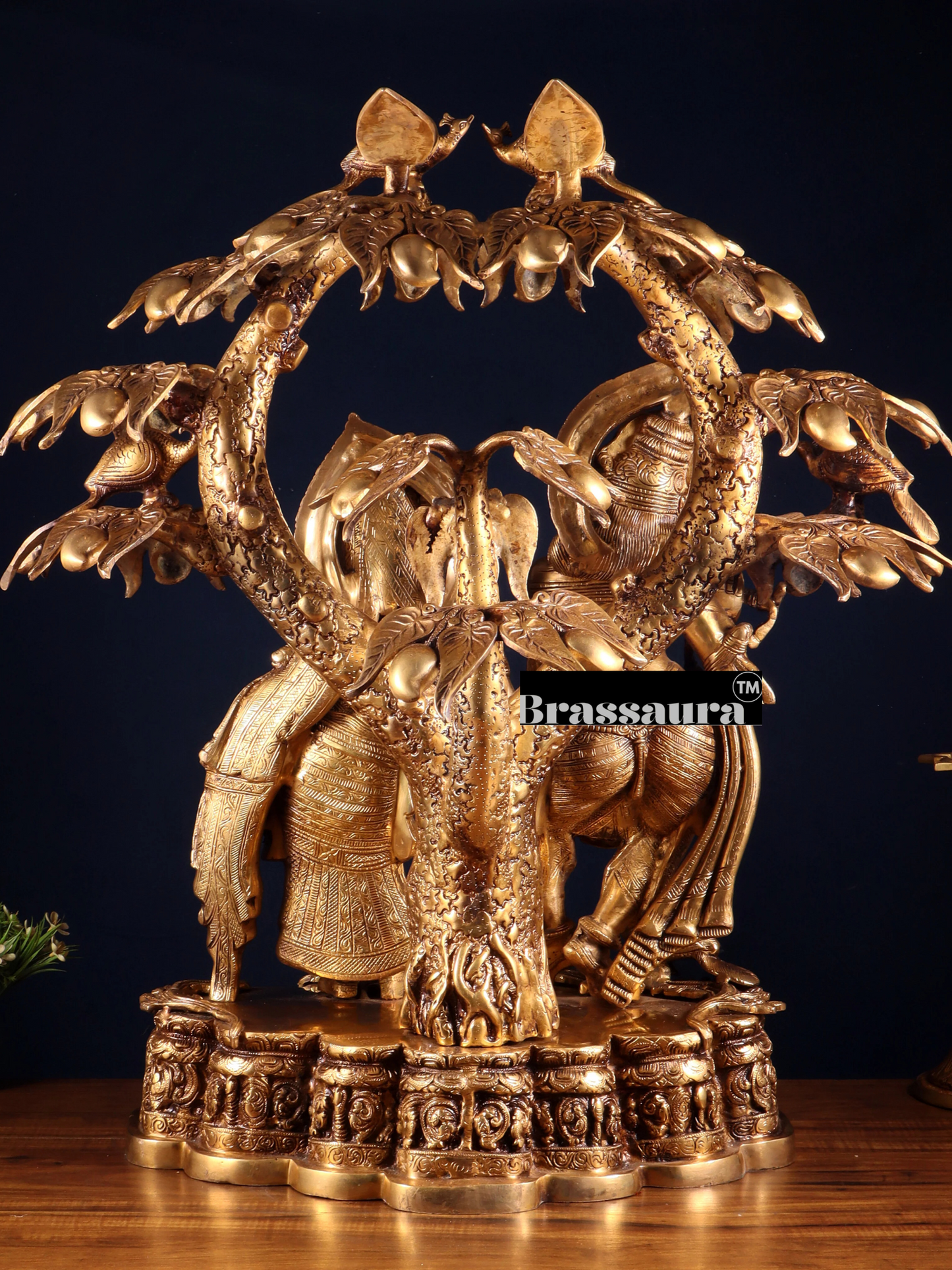 Brassaura™ Brass Radha-Krishna Idol – Height 30 Inches & Weight 52.5 Kgs | Temple & Home Murti