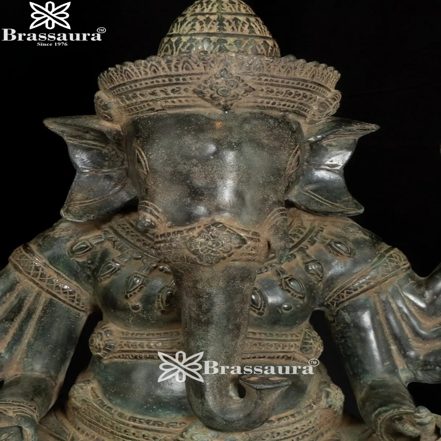 Bronze Ganesha Statue Weight 3.1 Kg And Height 13.5 Inch