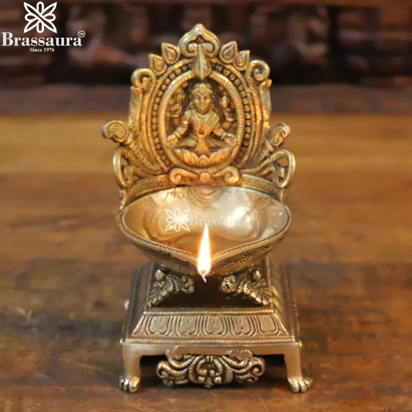 Brassaura™ Brass Mahalaxmi Diya – Height 7 Inches & Weight 1.2 Kgs | Home & Puja Décor