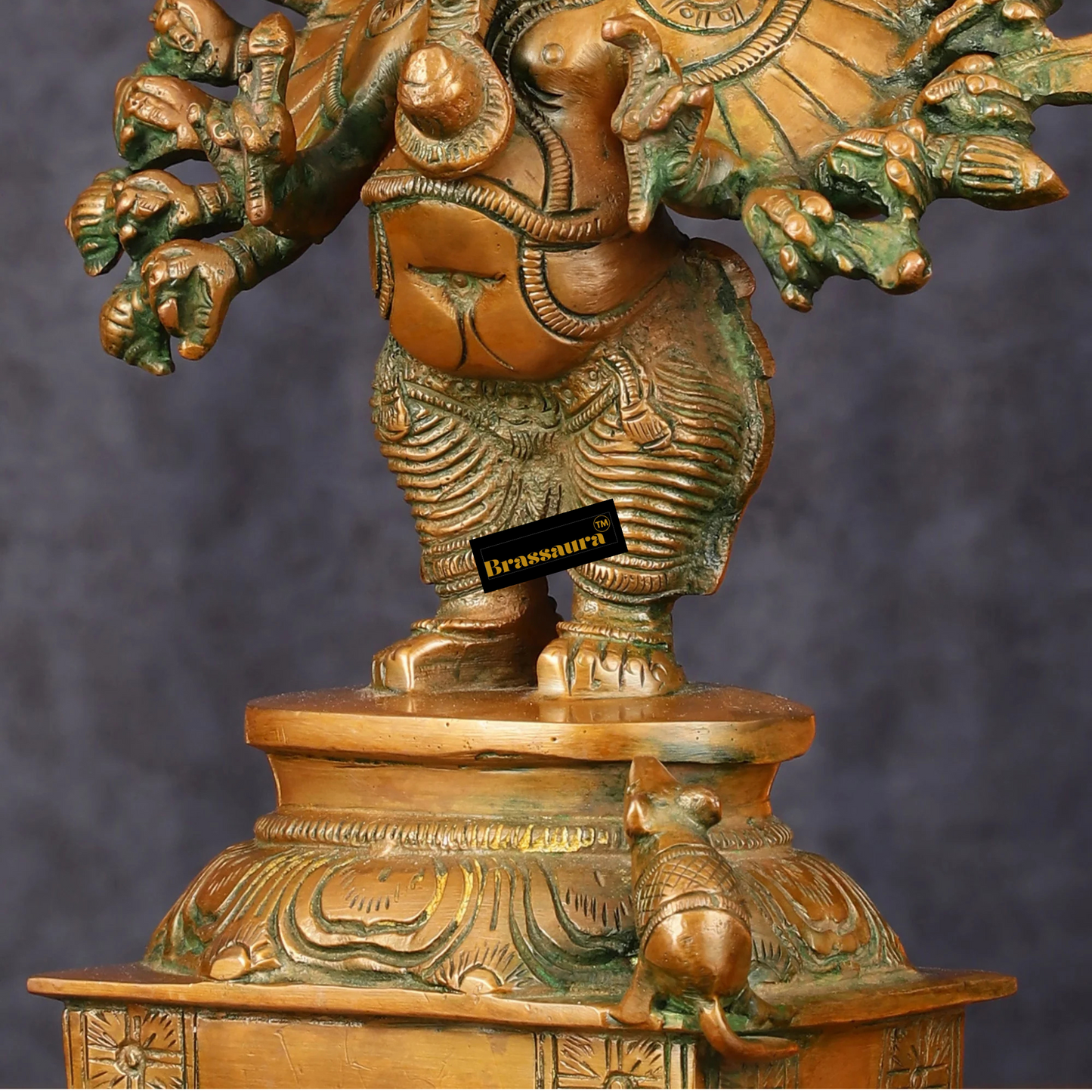 Brassaura™ Elegant Brass Dancing Ganapati Statue – 8 Inch Height | 2 kg | Vintage Bronze Finish | Artistic & Spiritual Décor