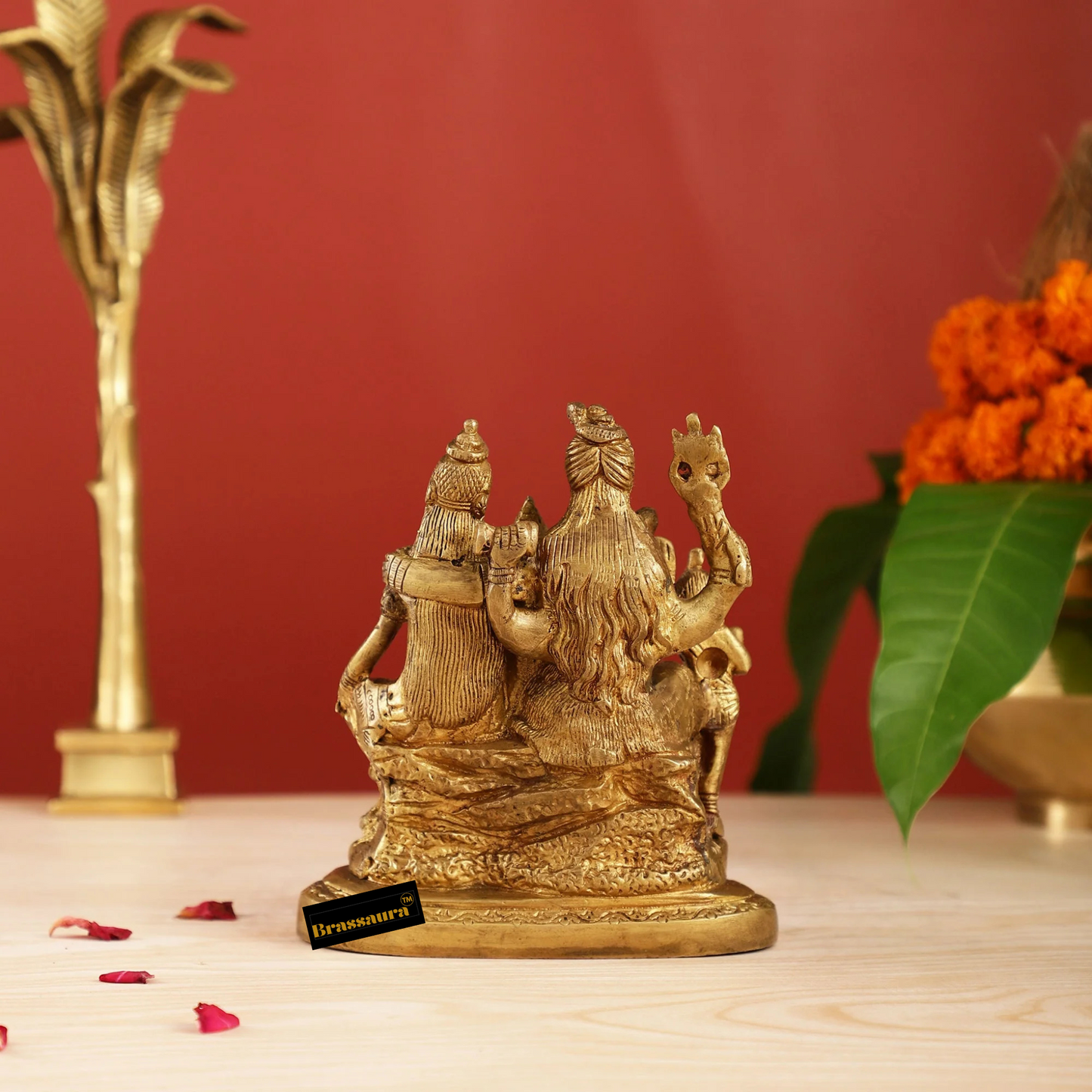 Brass Shiv parivar Idol for Home and Decor Weight 1.3 Kg Height 6 inch