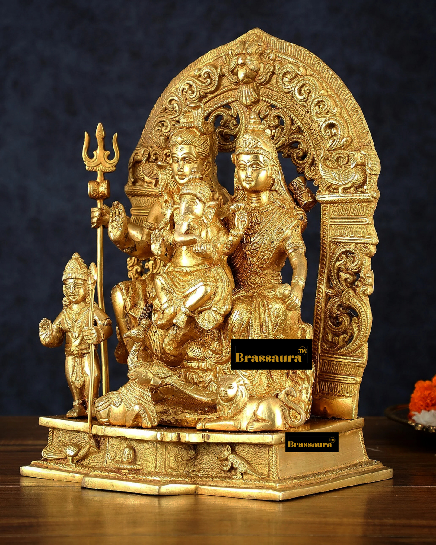 Brass Shiv parivar Idol for Home and Decor | Weight 6.8 Kg Height 12 inch
