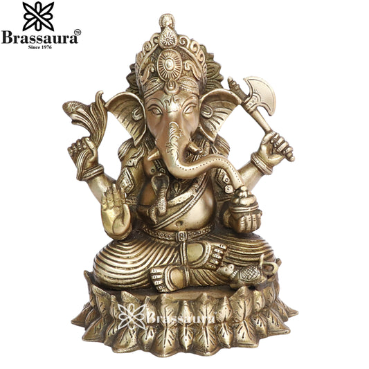 Brass Lotus Ganesha Weight 4.4 Kg & Height 10 Inch