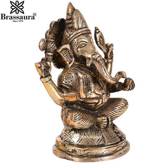 ब्रासॉरा® ट्रेडिशनल बैठे हुए गणेश पीतल की मूर्ति | शांत दिव्य रूप | ऊंचाई 6 इंच