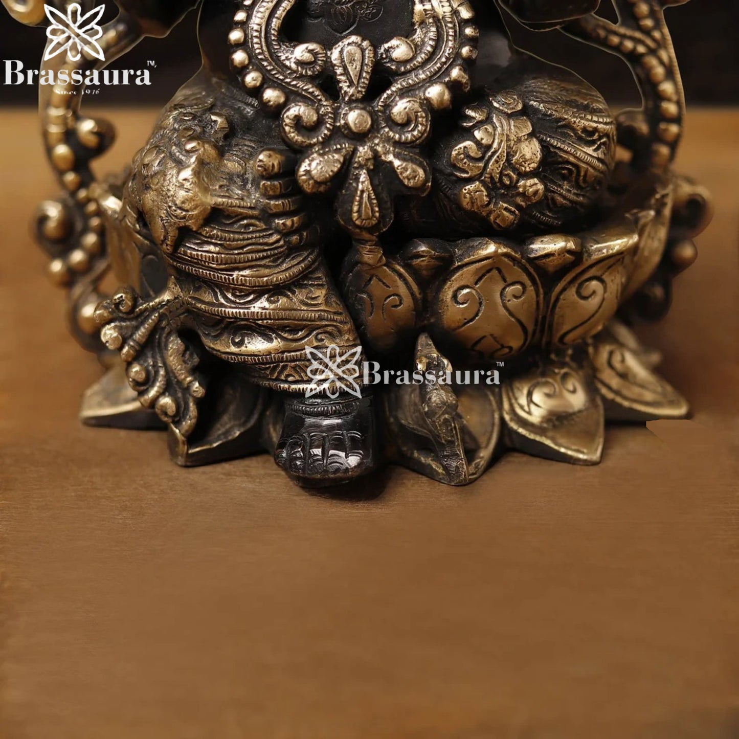 Brass Jewellery Ganesha Weight 7.5 Kg & Height 12 Inch