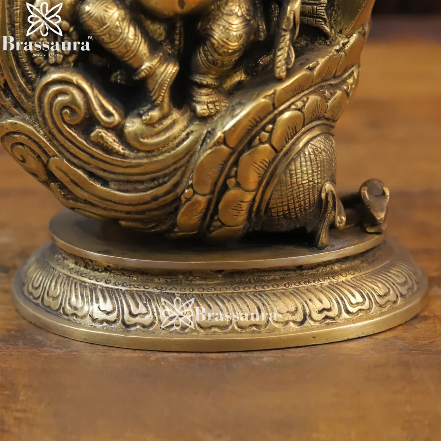Brass Ganesha Weight 5.3 Kg & Height 13 Inch